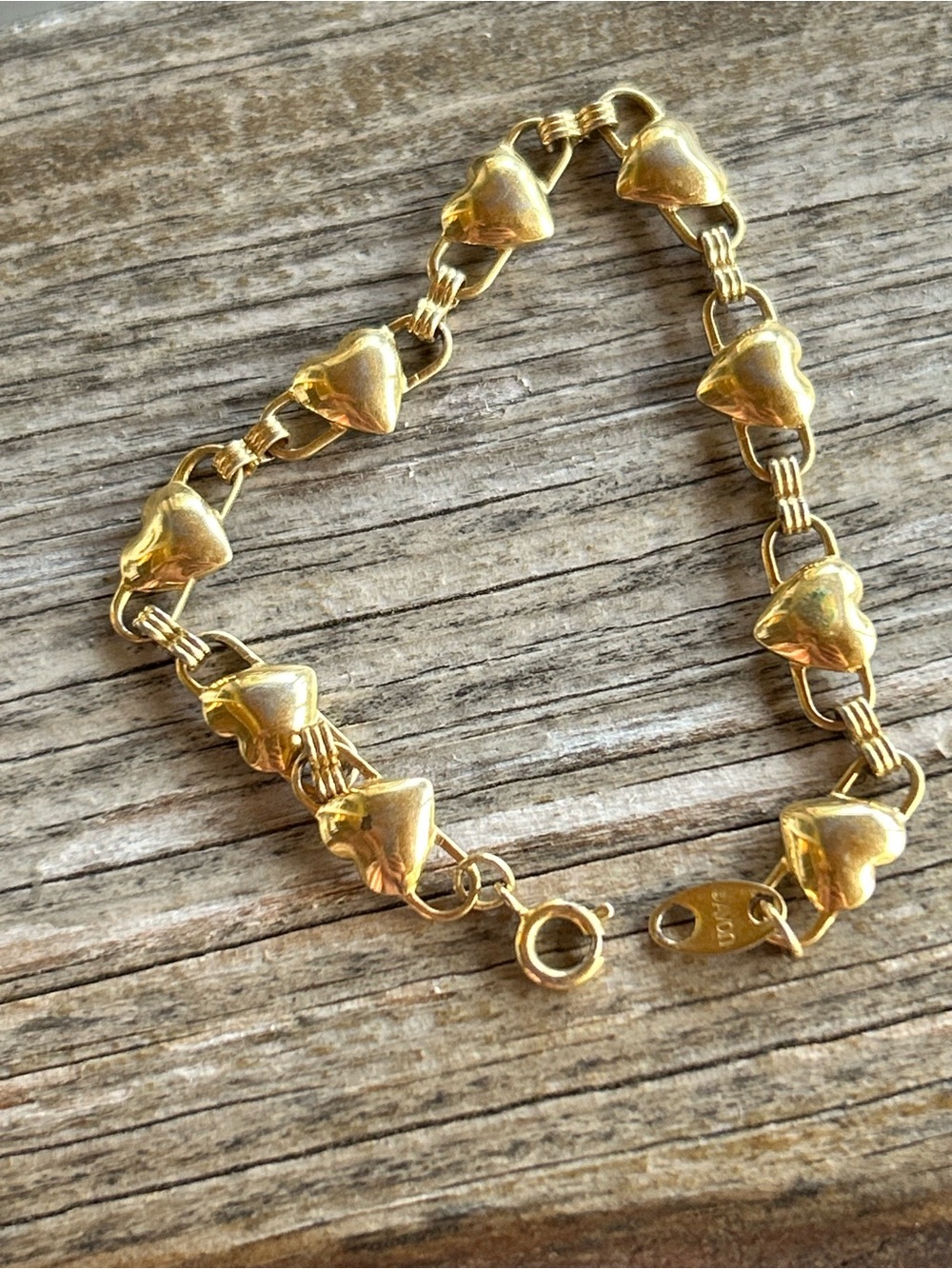 Avon Gold Heart Link Bracelet spring ring clasp